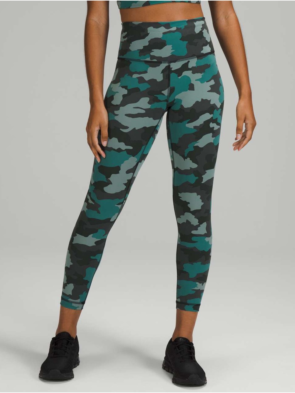 Lululemon Wunder Train High-Rise
Crop Heritage Camo